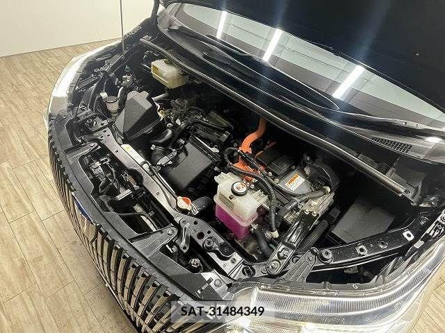 Toyota ESQUIRE 2017-02 359812-17