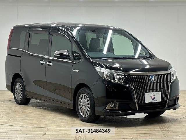 Toyota ESQUIRE 2017-02 359812-14