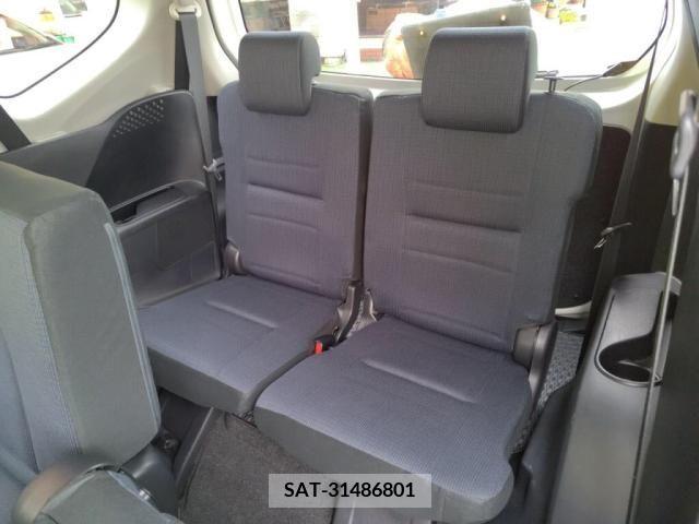 Toyota SIENTA 2016-09 386373-23