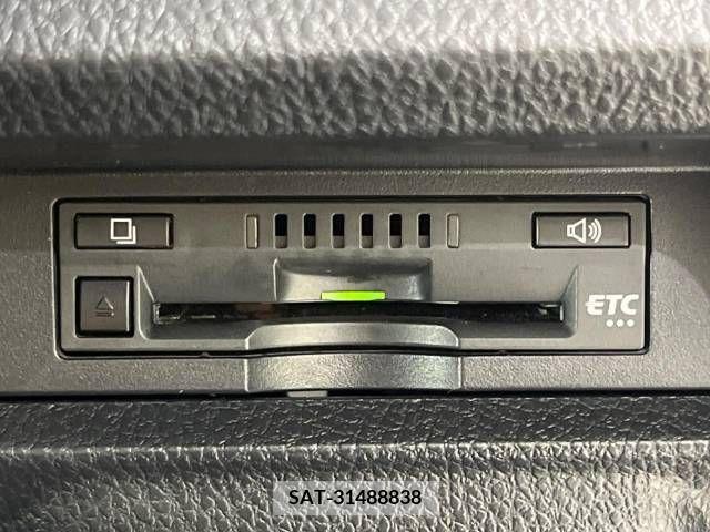 Toyota VOXY 2016-09 370292-7
