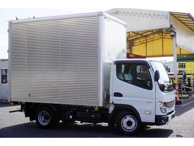 Mitsubishi CANTER 2023-03 181163-5