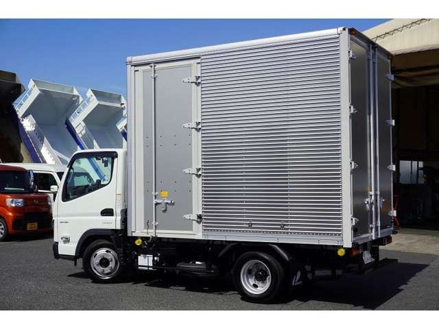 Mitsubishi CANTER 2023-03 181163-6