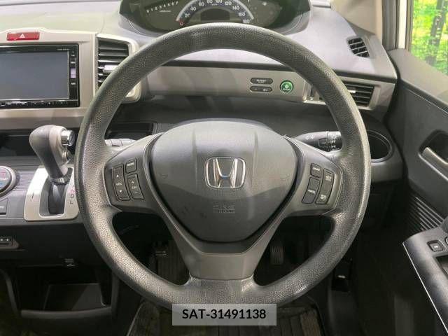 Honda FREED 2015-12 302873-11