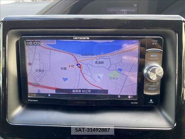 Toyota VOXY HYBRID 2015-05 289341-7
