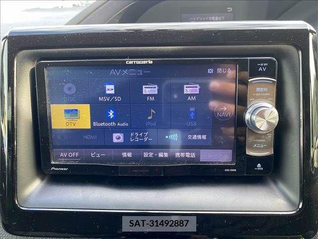 Toyota VOXY HYBRID 2015-05 289341-10