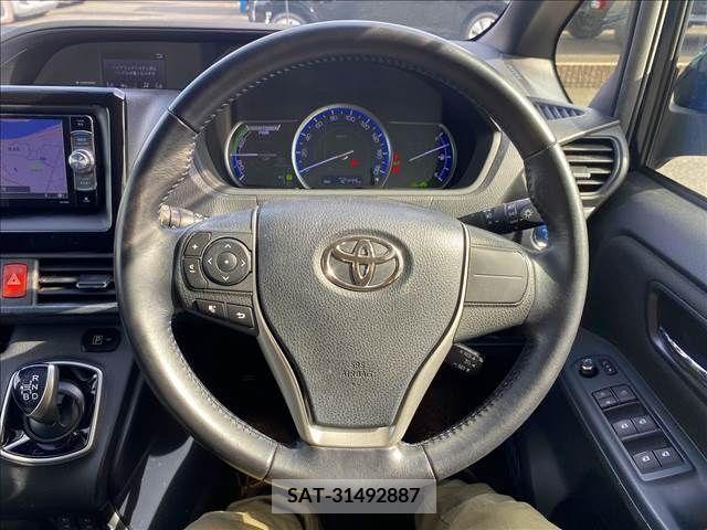 Toyota VOXY HYBRID 2015-05 289341-12