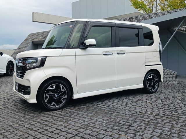 Honda N BOX CUSTOM 2018-02 11569-1