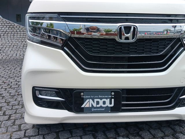 Honda N BOX CUSTOM 2018-02 11569-5