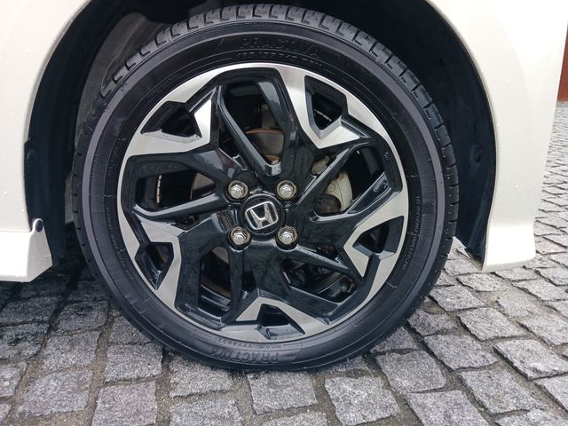Honda N BOX CUSTOM 2018-02 11569-7