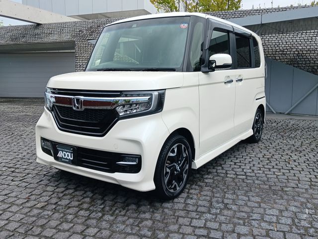 Honda N BOX CUSTOM 2018-02 11569-0