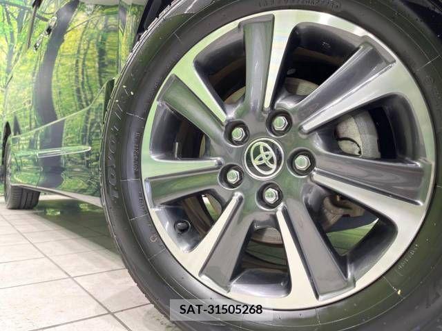 Toyota VOXY 2019-01 347835-13