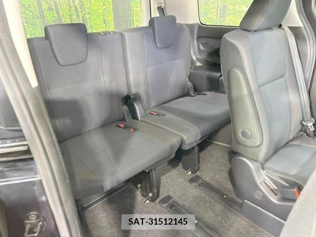 Toyota VOXY 2016-04 218295-10