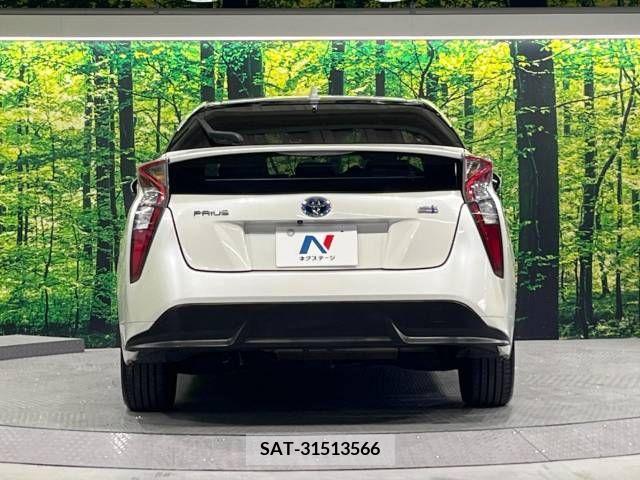 Toyota PRIUS 2016-10 347273-15
