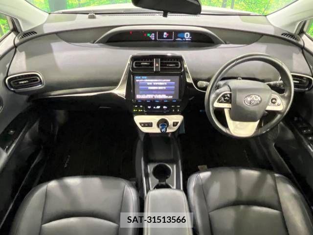 Toyota PRIUS 2016-10 347273-1