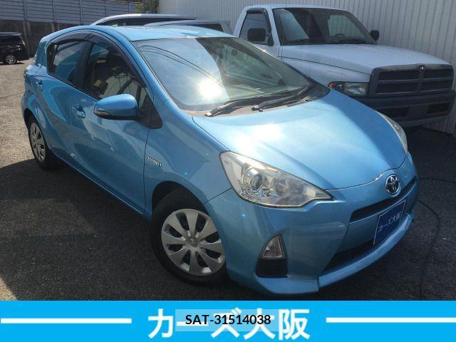Toyota AQUA 2013-04 356276-1