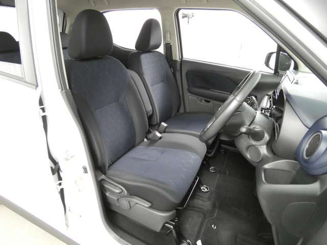 Mitsubishi EK X 2020-10 25456-8