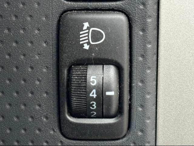 Toyota FJ CRUISER 2013-02 182924-10
