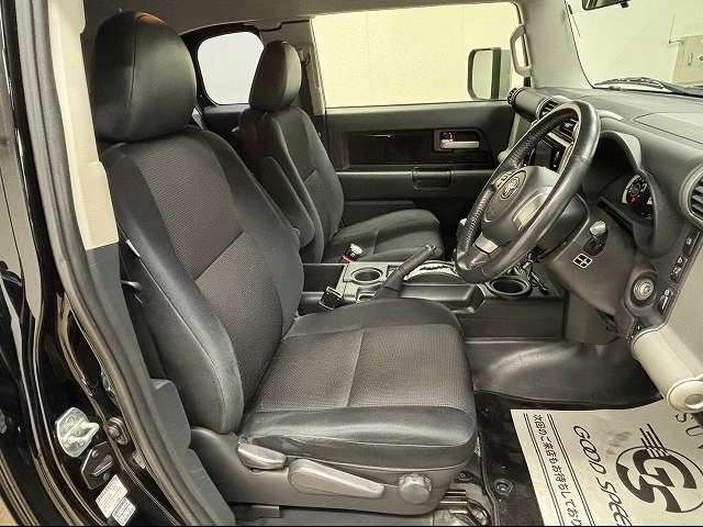 Toyota FJ CRUISER 2013-02 182924-4