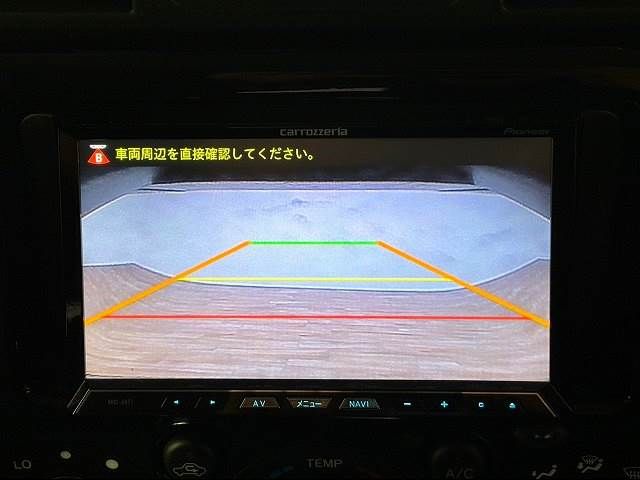 Toyota FJ CRUISER 2013-02 182924-3