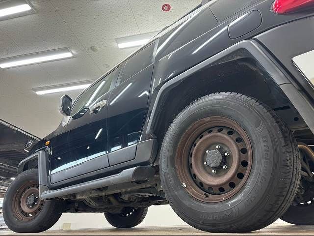 Toyota FJ CRUISER 2013-02 182924-18