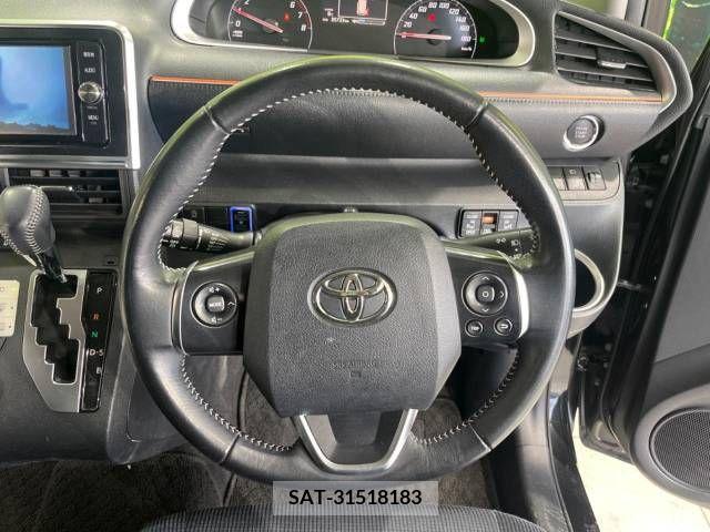 Toyota SIENTA 2017-04 215373-12