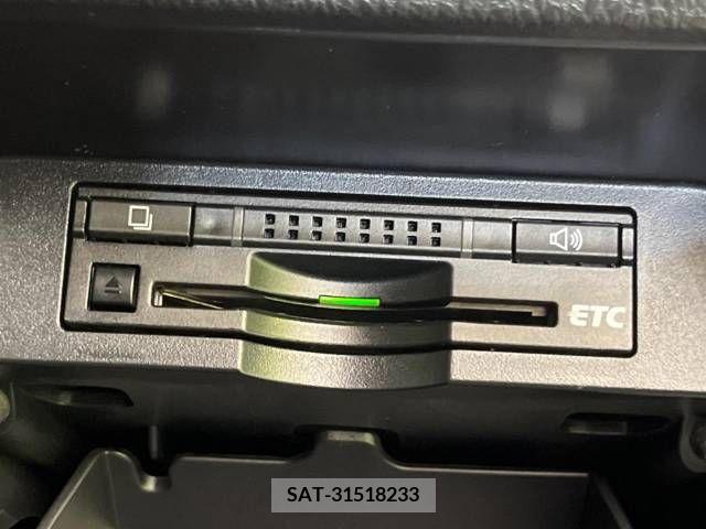 Toyota VOXY 2015-10 289199-7