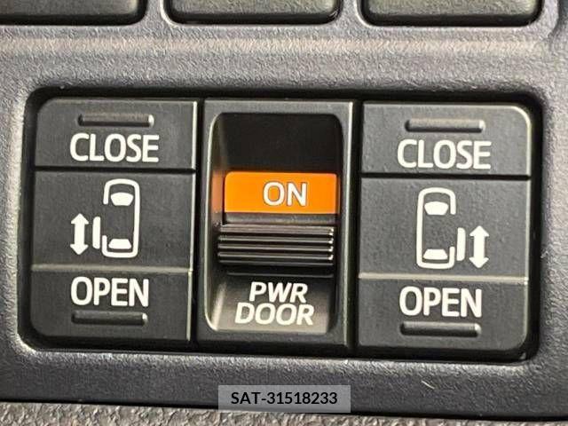 Toyota VOXY 2015-10 289199-4
