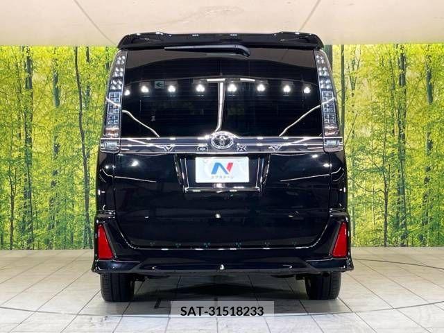Toyota VOXY 2015-10 289199-18