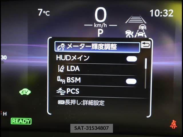 Toyota CROWN 2023-02 206927-16