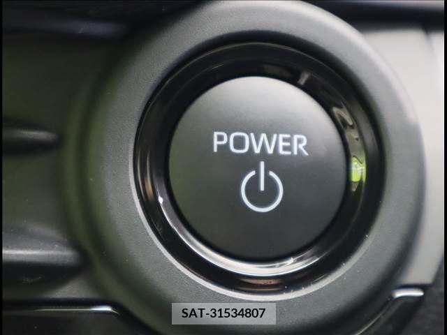 Toyota CROWN 2023-02 206927-14