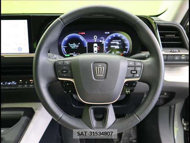 Toyota CROWN 2023-02 206927-8