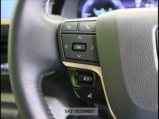 Toyota CROWN 2023-02 206927-9