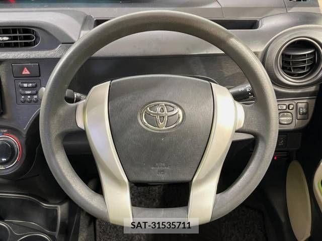 Toyota AQUA 2013-11 356299-11