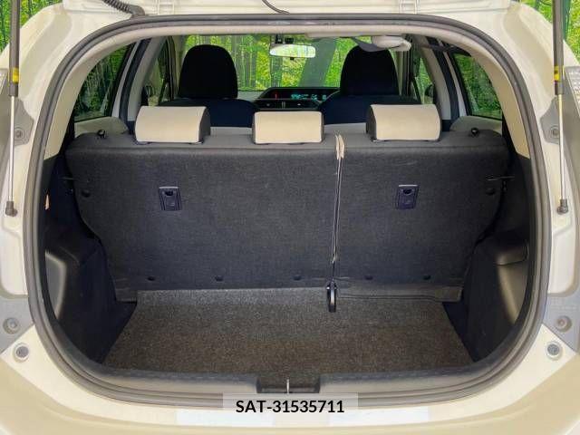 Toyota AQUA 2013-11 356299-10