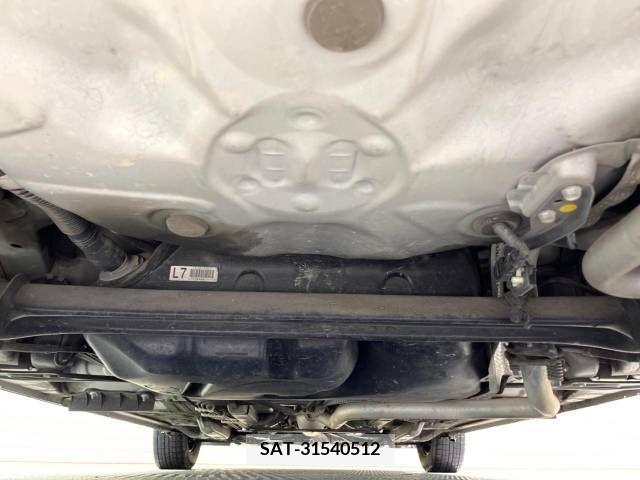 Toyota VITZ 2016-11 375768-19