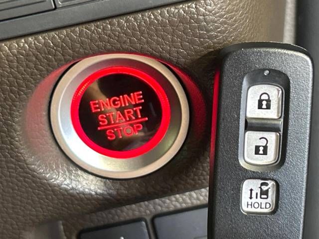 Honda N BOX 2023-01 10878-6