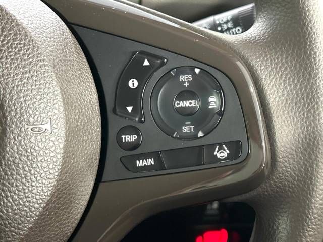 Honda N BOX 2023-01 10878-3