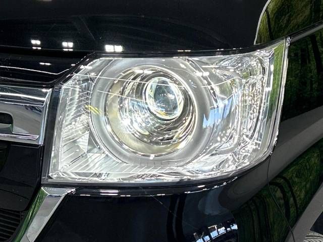 Honda N BOX 2023-01 10878-12