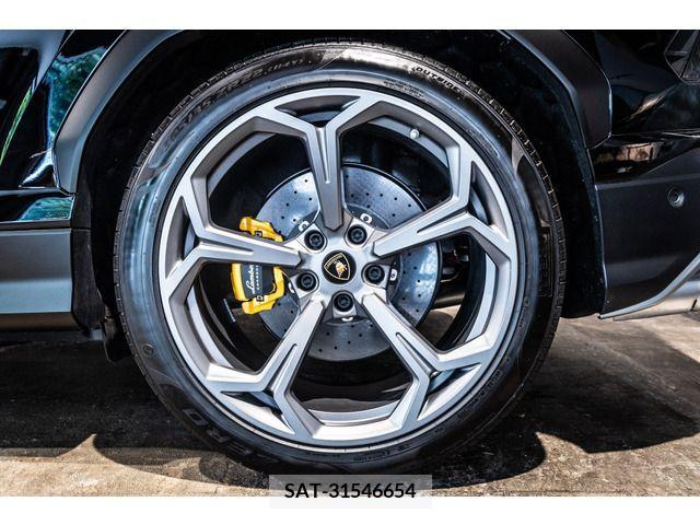 Lamborghini URUS 2019-11 343295-10
