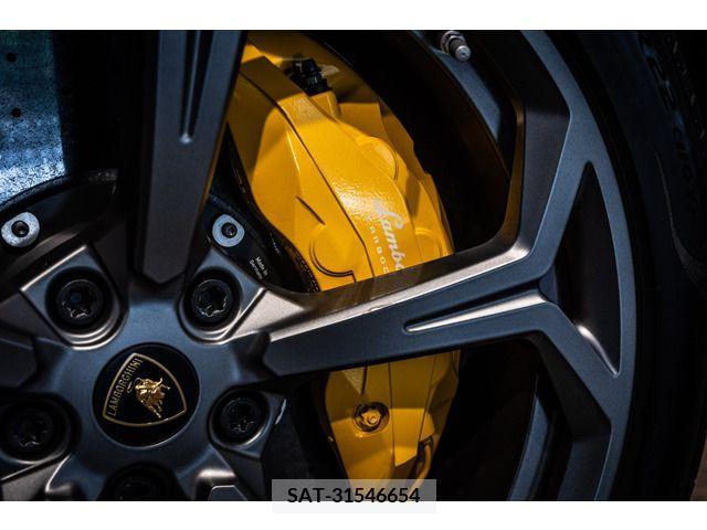 Lamborghini URUS 2019-11 343295-7