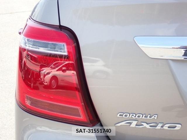 Toyota COROLLA AXIO 2017-11 314933-9