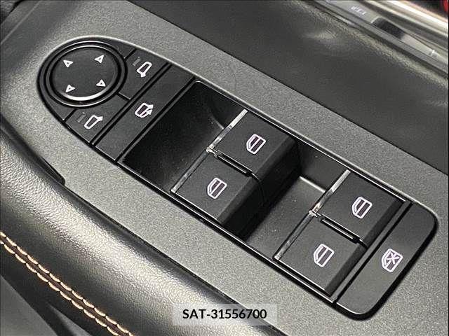 Mazda CX-60 2023-07 358760-15