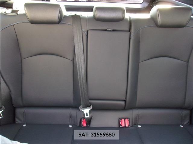 Toyota PRIUS 2020-11 234097-18