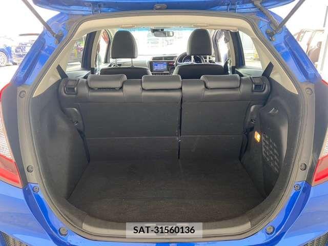 Honda FIT 2016-03 384817-8