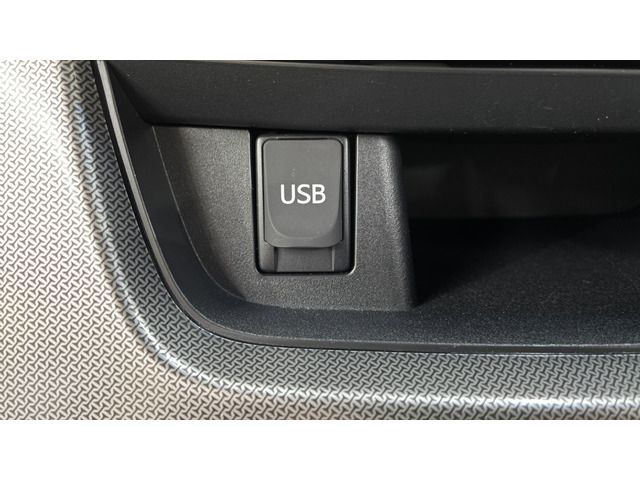 Daihatsu MOVE CUSTOM 2013-03 21581-16