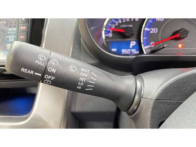Daihatsu MOVE CUSTOM 2013-03 21581-12