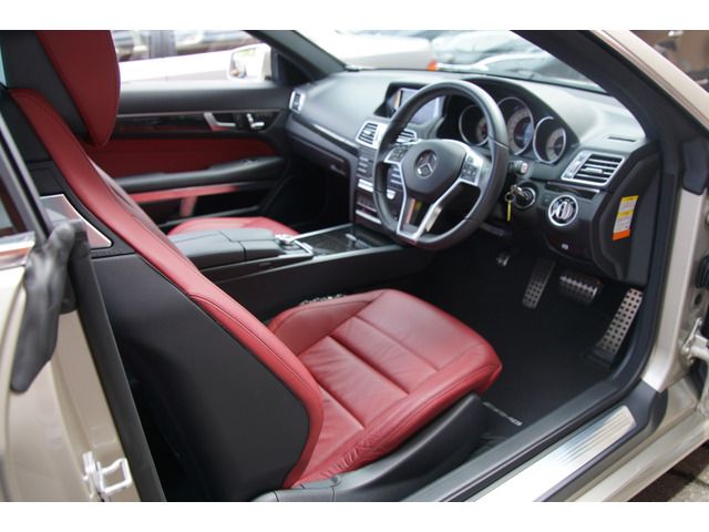 Mercedes Benz E-CLASS 2015-11 10764-8