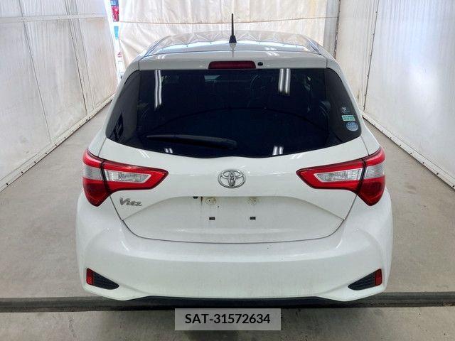 Toyota VITZ 2019-02 233637-6
