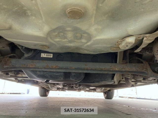 Toyota VITZ 2019-02 233637-7