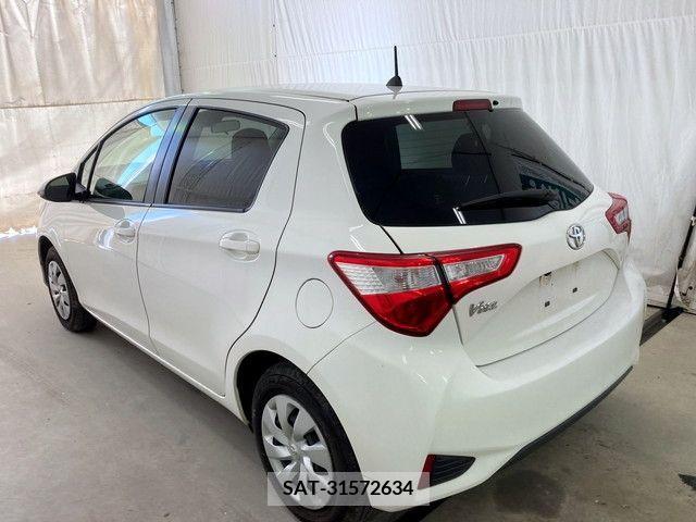 Toyota VITZ 2019-02 233637-2
